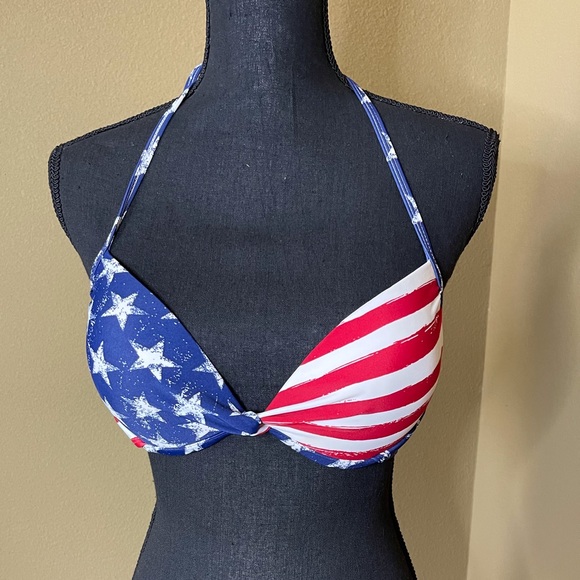 Xhilaration Other - 💥XHILARATION Patriotic Swim top. Size Large. NWOT